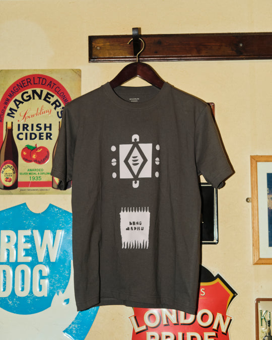 HOUSSE × Bong Sadhu OG LOGO S/S TEE